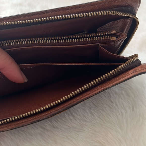 Louis Vuitton Monogram Porte Monnaie Zippy Long Wallet - Picture 11 of 11